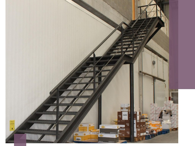 Лестницы для производства в Моршанске — изготовление и монтаж