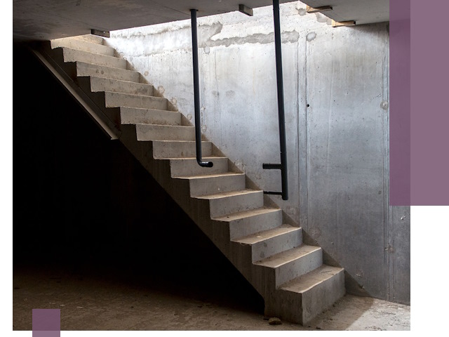 Изготовление и монтаж лестниц в подвале в Моршанске