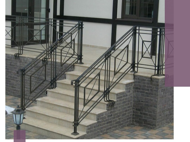 Перила для крыльца в Моршанске — монтаж, изготовление и установка