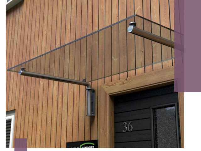 Стеклянные козырьки на входы и фасады в Моршанске