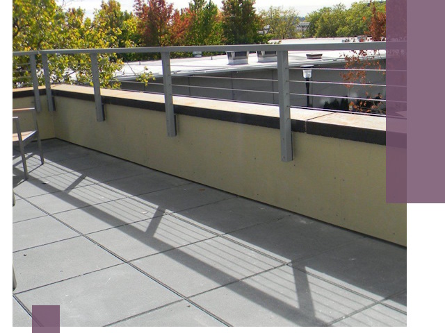 Металлические парапеты под ключ в Моршанске: монтаж и изготовление