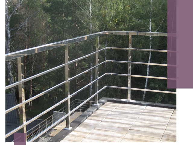 Парапеты из нержавеющей стали в Моршанске — изготовление и монтаж