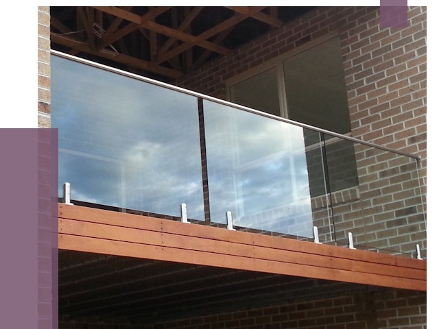 Стеклянные парапеты на крыше и террасе в Моршанске от 11683 руб. | ПРОЛЁТ-Мрш